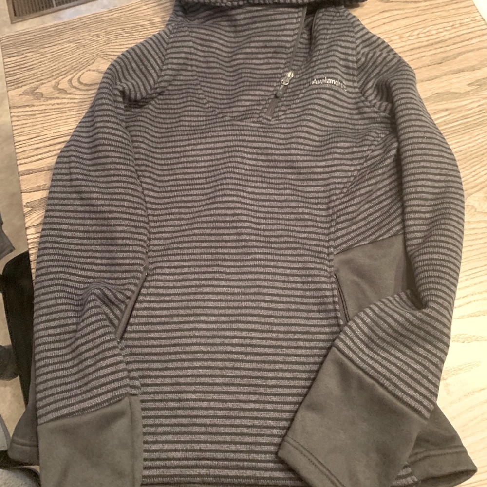 Avalanche sweater